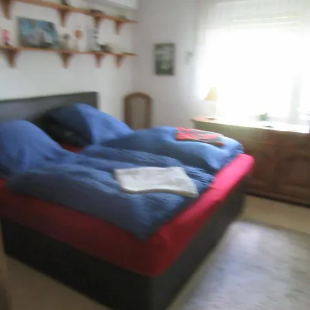 Doms-baumhammer, Auf Dem Baer 4 Homestay